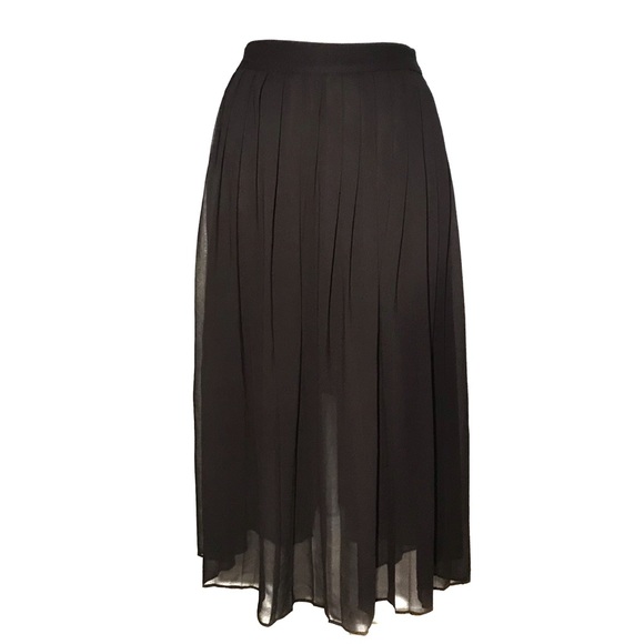 Kensie Dresses & Skirts - Kensie pleated midi skirt